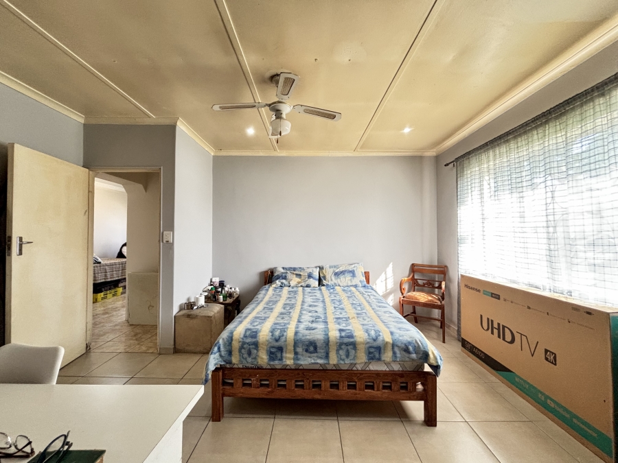 4 Bedroom Property for Sale in Lotus River Western Cape